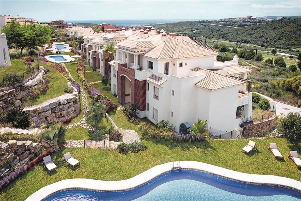 Apartmán Albatros Golf View 2394 Casares Exteriér fotografie
